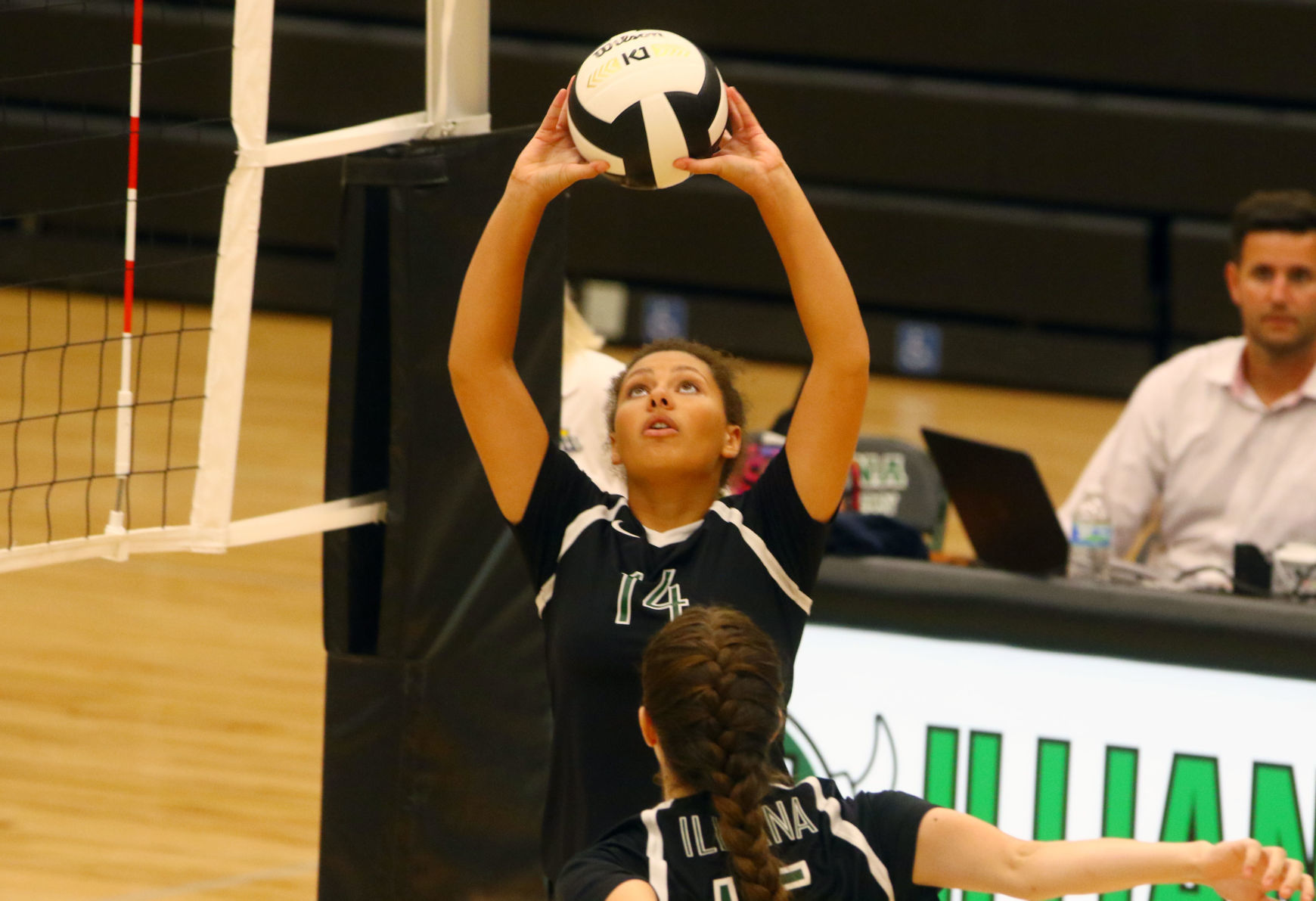 Gallery: Bishop Noll at Illiana Christian volleyball